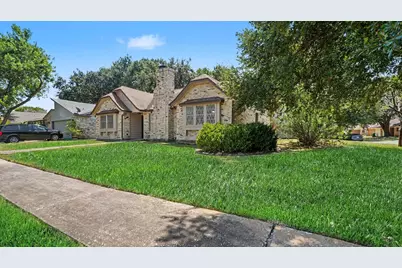 705 Meadowlark Lane, Baytown, TX 77521 - Photo 2