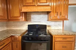 703 76th St, Houston, TX 77012 - Photo 10