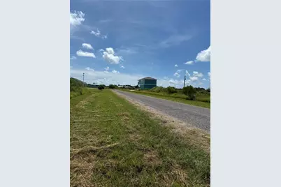 148 W Glen Oak Lane, Rockport, TX 78382 - Photo 4