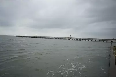 148 W Glen Oak Lane, Rockport, TX 78382 - Photo 6