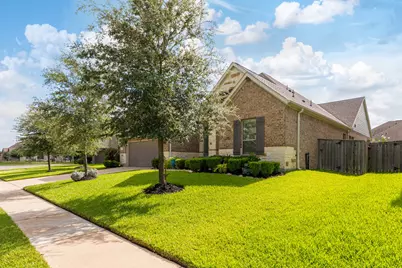 19138 Blue Hill Lane, Tomball, TX 77377 - Photo 4