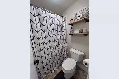 1728 Bevis Street, Houston, TX 77008 - Photo 10