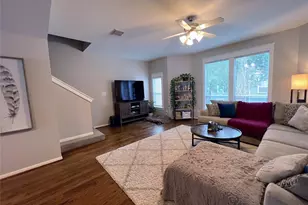 1728 Bevis St, Houston, TX 77008 - Photo 10