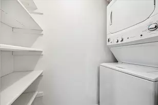 2100 Wilcrest Dr, Houston, TX 77042 - Photo 10