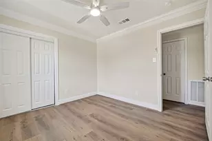 8438 Gallahad St, Houston, TX 77078 - Photo 28