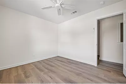 8438 Gallahad Street, Houston, TX 77078 - Photo 24