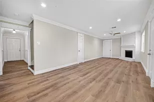 8438 Gallahad St, Houston, TX 77078 - Photo 10