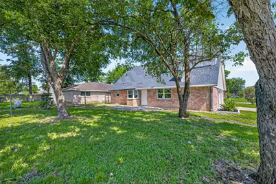 8438 Gallahad Street, Houston, TX 77078 - Photo 42