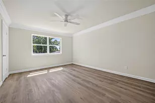 8438 Gallahad St, Houston, TX 77078 - Photo 18