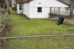 719 16th Ave N, Texas City, TX 77590 - Photo 10