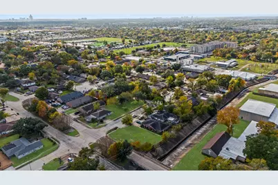 9402 Derrik Dr Drive, Houston, TX 77080 - Photo 4