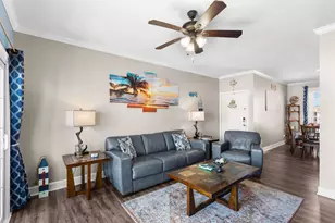 7000 Seawall Blvd, Galveston, TX 77551 - Photo 4