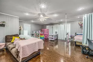 3008 N Pruett St, Baytown, TX 77521 - Photo 22