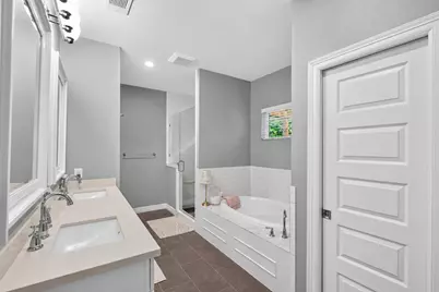1722 Chippendale Road, Houston, TX 77018 - Photo 20