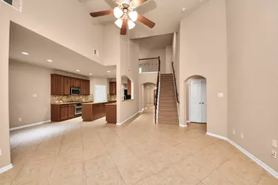 9619 W Amber Bluff Lane, Katy, TX 77494 - Photo 6