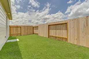 390 Lucia Way, Cleveland, TX 77327 - Photo 38