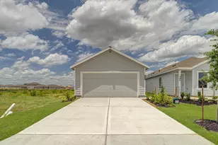 390 Lucia Way, Cleveland, TX 77327 - Photo 2