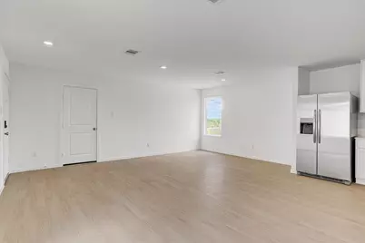 390 Lucia Way, Cleveland, TX 77327 - Photo 16