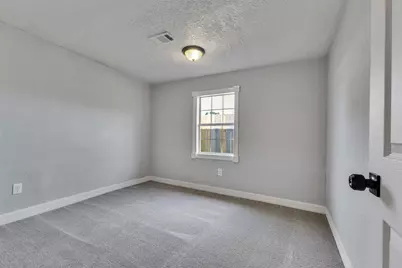9707 Nedwald Street, Houston, TX 77029 - Photo 8