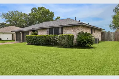 605 Heather Lane, Friendswood, TX 77546 - Photo 30