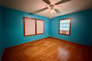 2013 6th St N, Texas City, TX 77590 - Photo 10
