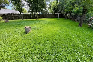 2013 6th St N, Texas City, TX 77590 - Photo 16