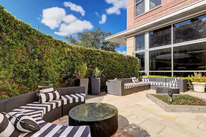 1901 Post Oak Boulevard #303, Houston, TX 77056 - Photo 30