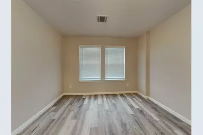 227 Murrieta Lane, Arcola, TX 77583 - Photo 10