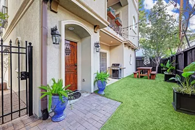 514 Cortlandt Street #D, Houston, TX 77007 - Photo 2