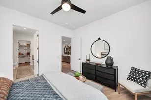 15635 Memorial Dr, Houston, TX 77079 - Photo 12