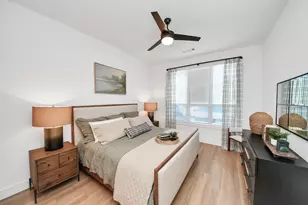 15635 Memorial Dr, Houston, TX 77079 - Photo 20