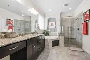 11 Whispering Thicket Pl, The Woodlands, TX 77375 - Photo 24