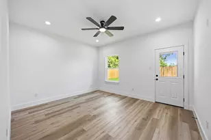 8531 Rinn St, Houston, TX 77078 - Photo 20