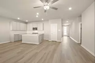 2016 Hidden Hls Ln, Katy, TX 77493 - Photo 2