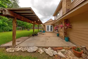 5109 Oak Ct, Dickinson, TX 77539 - Photo 30