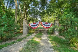 20547 Crosby Eastgate Rd, Crosby, TX 77532 - Photo 4