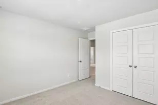 5225 Redbud Vly Dr, Pearland, TX 77584 - Photo 10