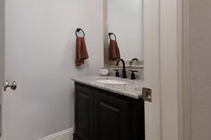 55 Twin Ponds Pl, The Woodlands, TX 77375 - Photo 8