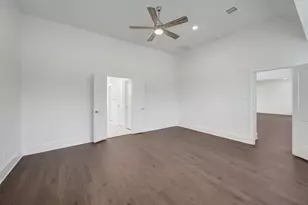 419 6th St, Magnolia, TX 77355 - Photo 32