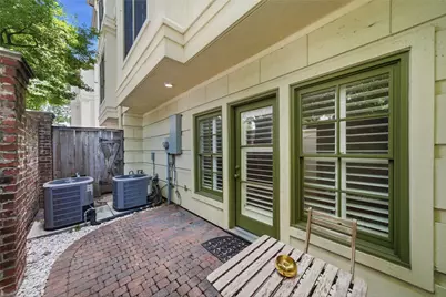 1329 Hyde Park Boulevard, Houston, TX 77006 - Photo 6