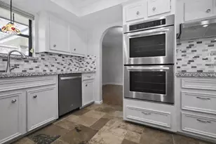 2102 Candy St, Pinehurst, TX 77362 - Photo 14