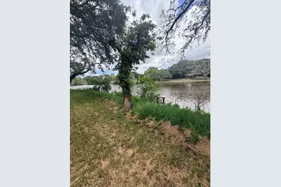 468 Riverside Drive, Palacios, TX 77465 - Photo 8
