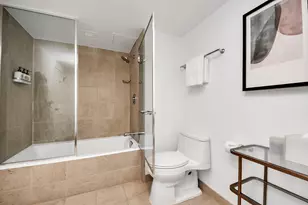 1300 Lamar St, Houston, TX 77010 - Photo 40