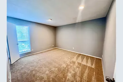 10047 Westpark Drive #18, Houston, TX 77042 - Photo 6