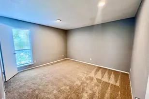 10047 Westpark Dr, Houston, TX 77042 - Photo 6