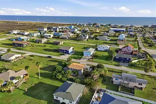 16530 Lewis Scott Rd, Jamaica Beach, TX 77554 - Photo 26