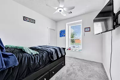 12818 Mossy Knoll Drive, Houston, TX 77044 - Photo 20