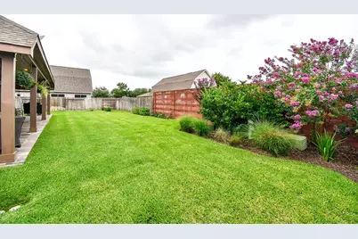 8614 Redstone Hills Drive, Cypress, TX 77433 - Photo 28
