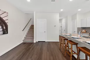 9118 Highland Northern Wy, Houston, TX 77088 - Photo 16
