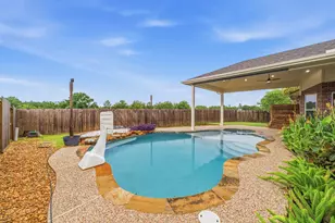 17207 Eagle Ledge Dr, Tomball, TX 77377 - Photo 2